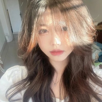 无法触碰的她